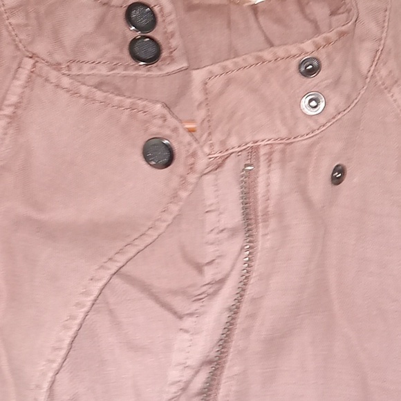 Jacket - Picture 5 of 8